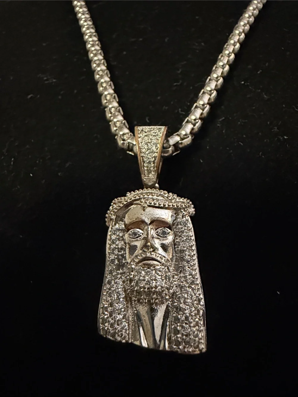 Men's Silver-Tone Jesus Head Pendant Necklace - Polished Silver Finish